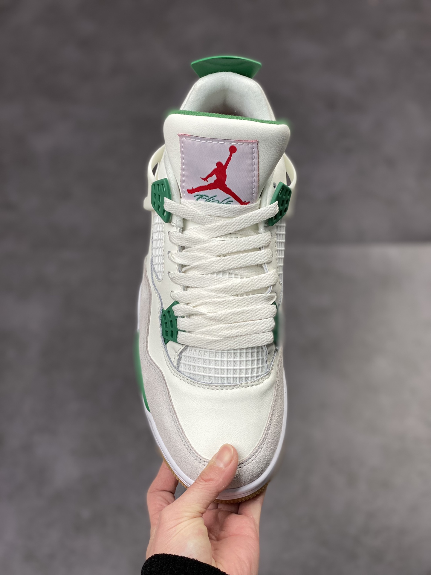 240 Nike SB x Air Jordan 4 Retro ”Pine Green” 绿松石  DR5415-103
