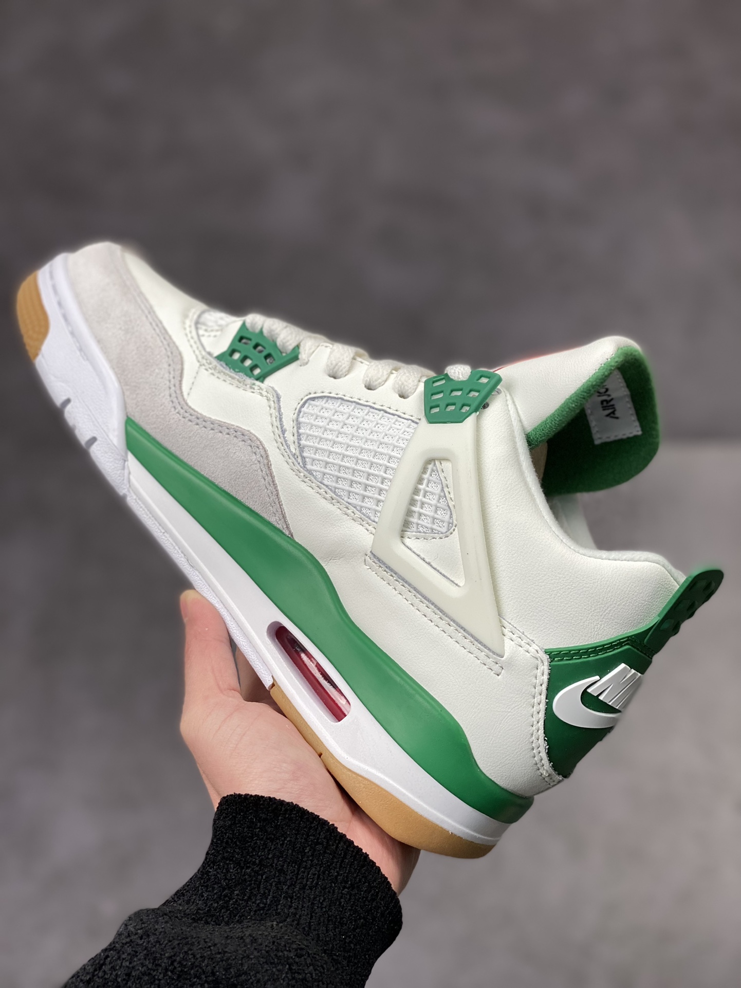 240 Nike SB x Air Jordan 4 Retro ”Pine Green” 绿松石  DR5415-103