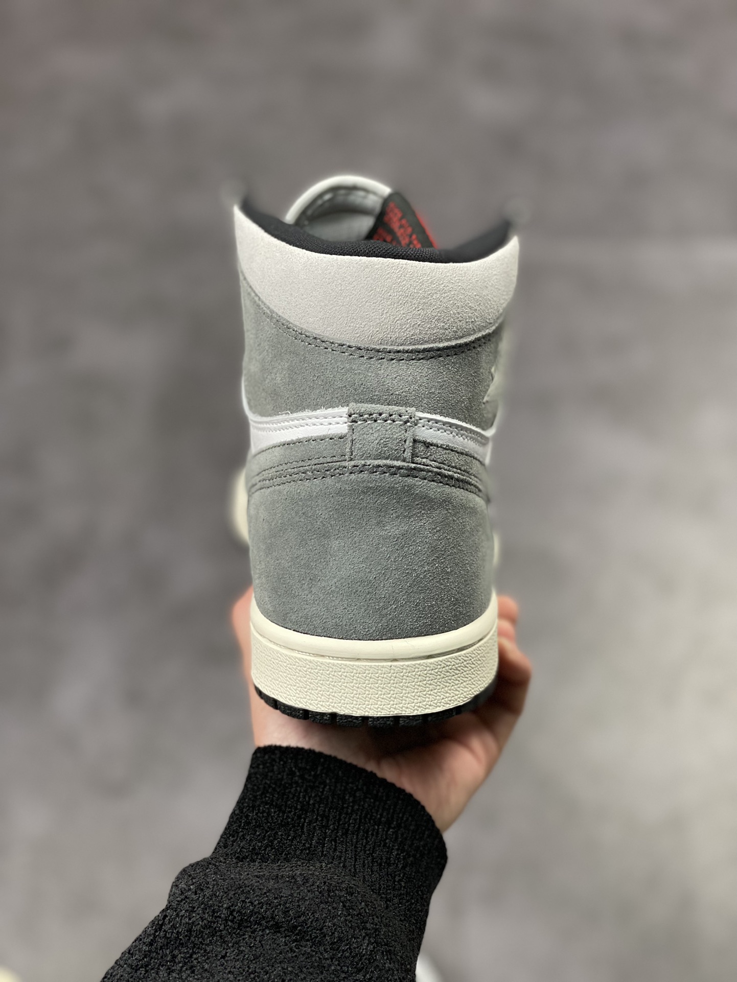 300 Air Jordan 1 Retro “Washed black” 水洗灰脚指 DZ5485-051