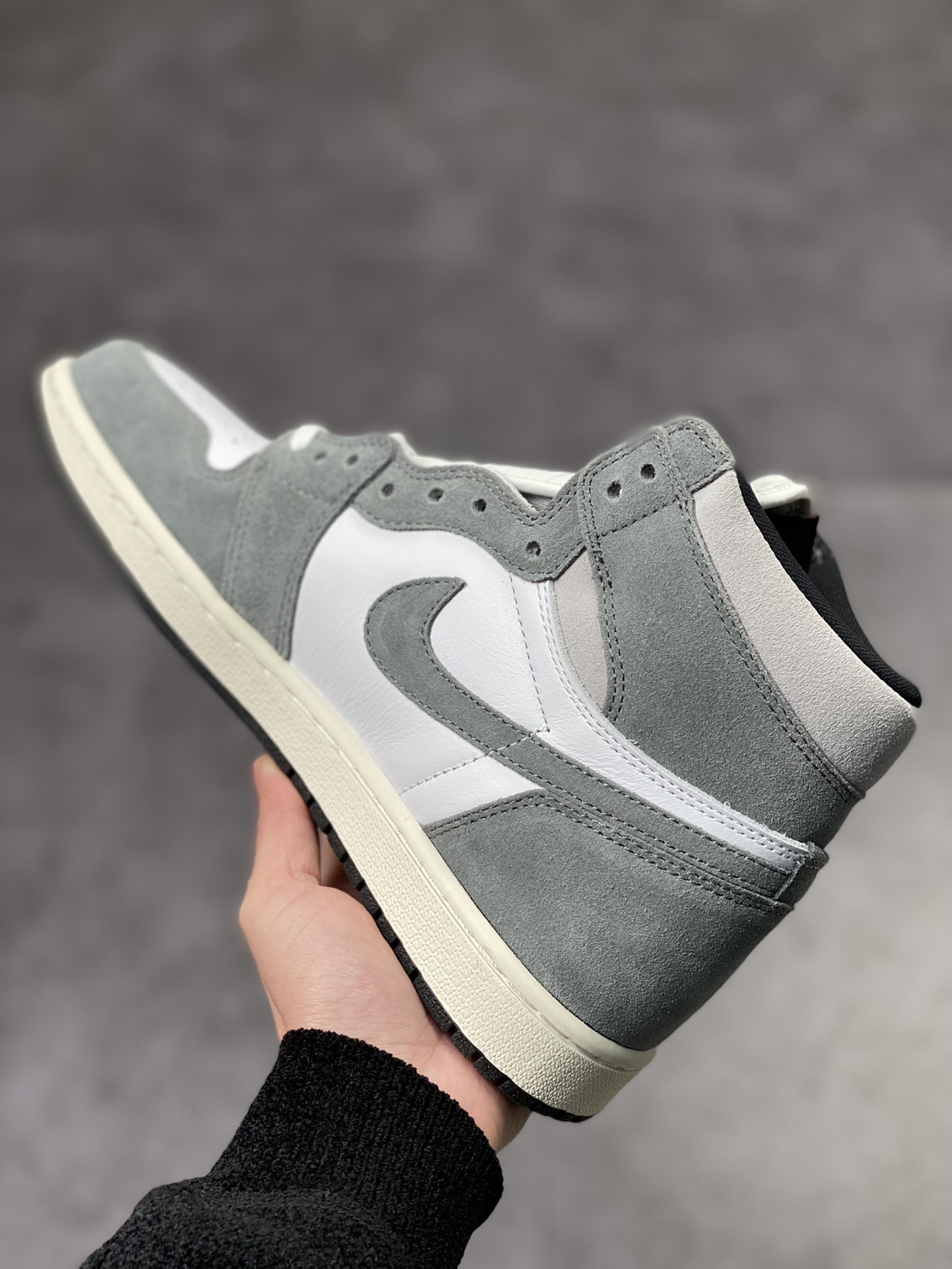 300 Air Jordan 1 Retro “Washed black” 水洗灰脚指 DZ5485-051