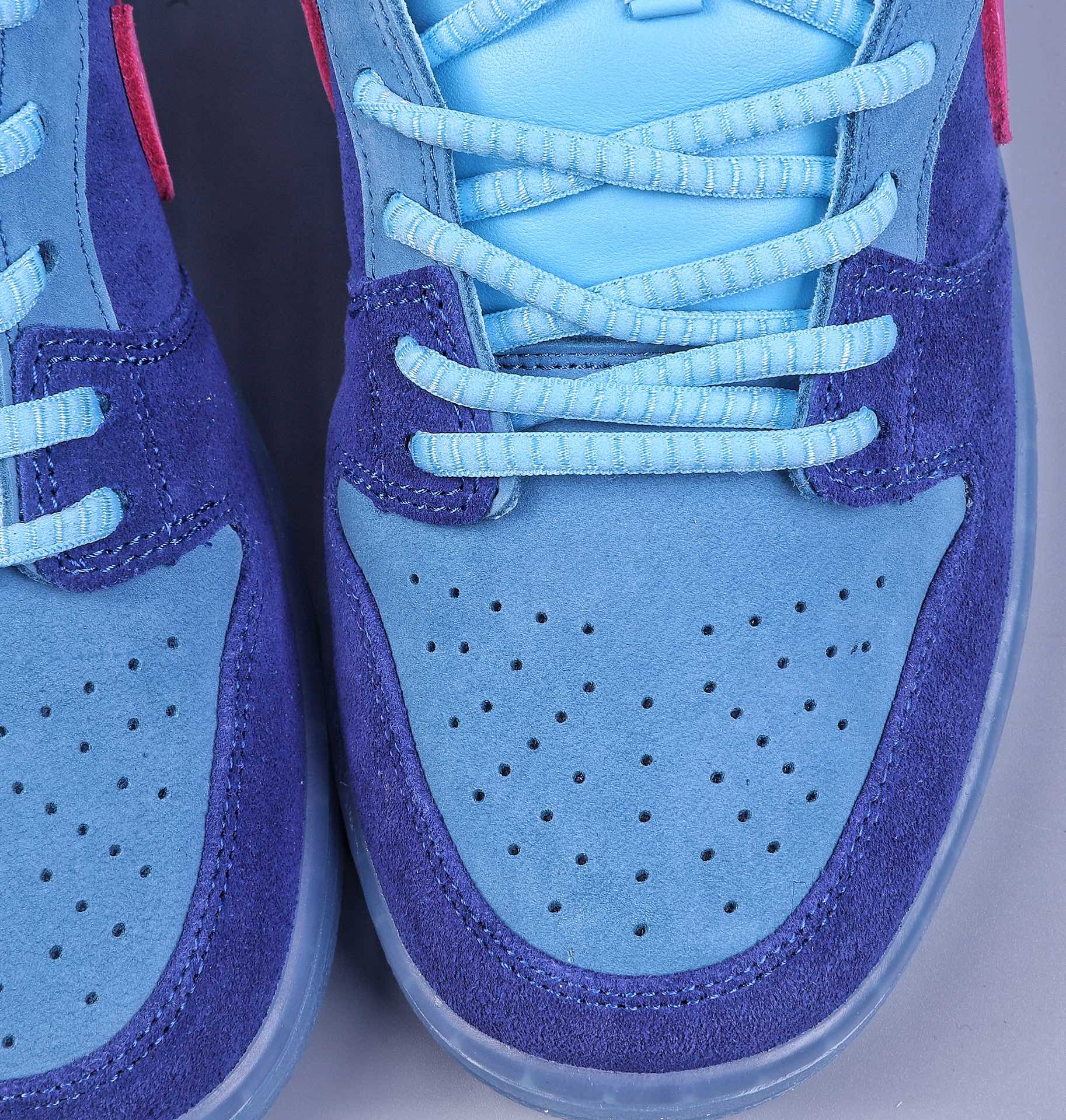 380 S2Run The Jewels x Nike SB Dunk Low 联名款 SB低帮休闲板鞋 DO9404-400