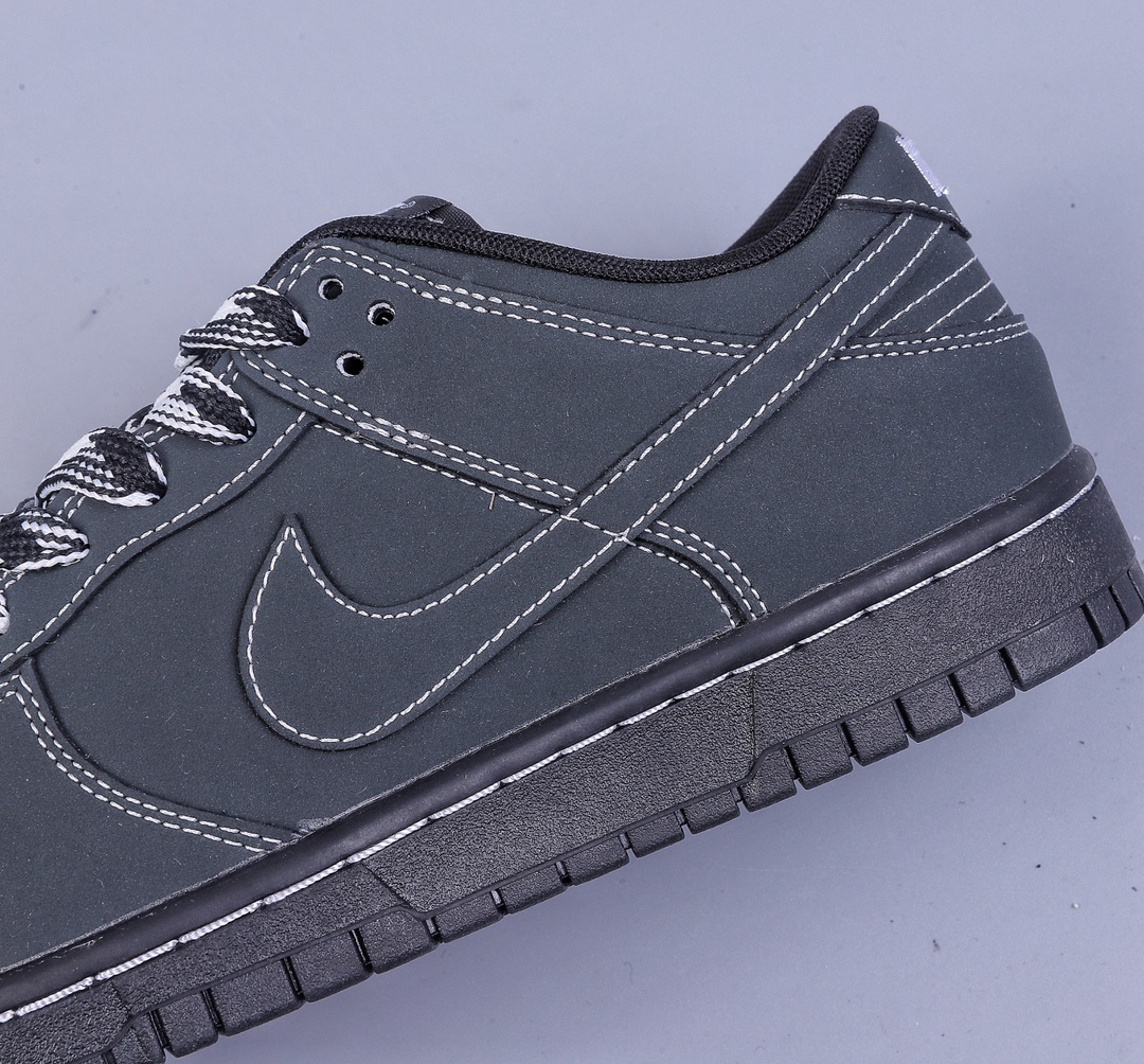 300 DK版Nk SB Dunk Low 官方爆款ID定制 黑武士配色 SB低帮休闲板鞋  DF0517-221