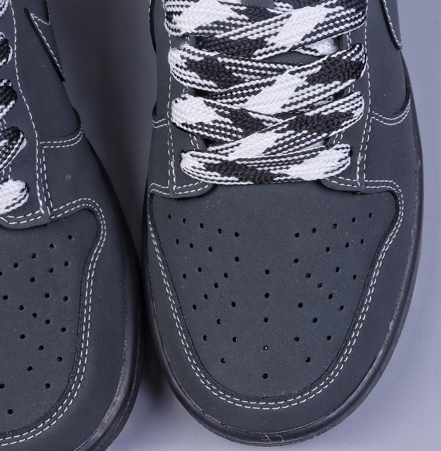 300 DK版Nk SB Dunk Low 官方爆款ID定制 黑武士配色 SB低帮休闲板鞋  DF0517-221