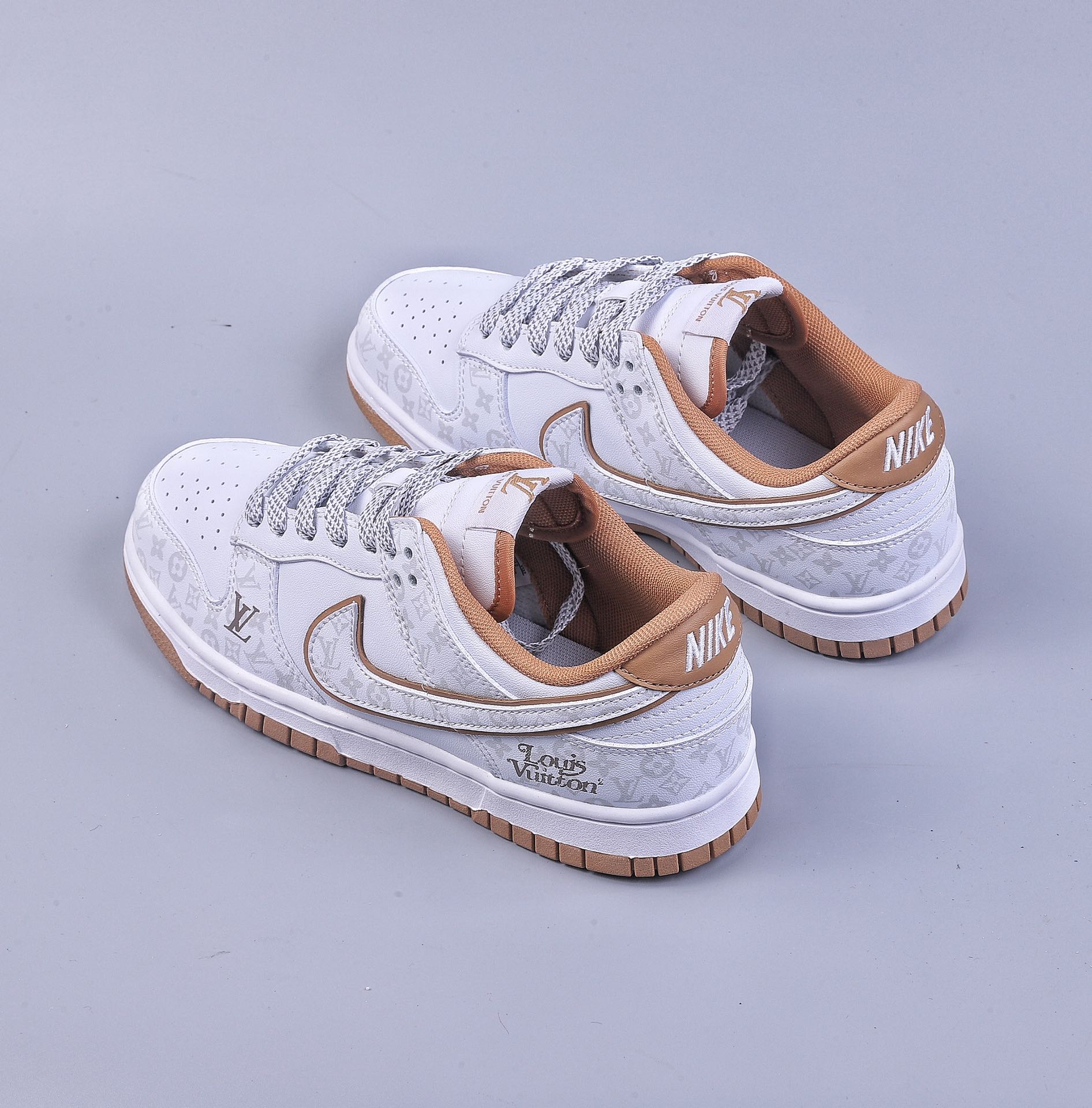 240 Nike SB Zoom Dunk Low 板鞋 系列经典百搭休闲运动板鞋XD6188-002