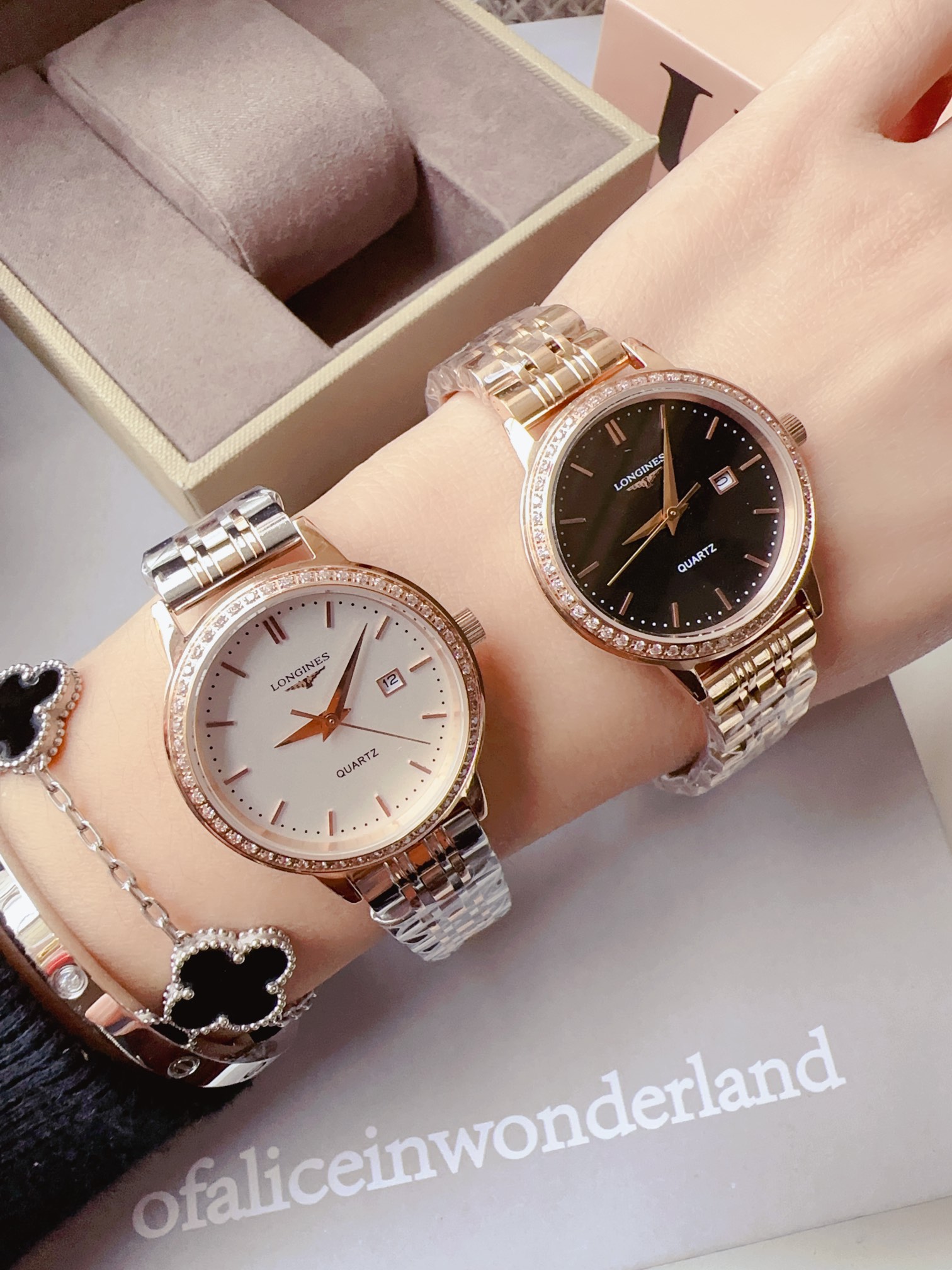 Longines 浪琴-Longines 女款 进口石英机芯 矿物质玻璃镜面 316L精钢表壳 直径28mm厚8mm 该款腕表备受女性喜爱
