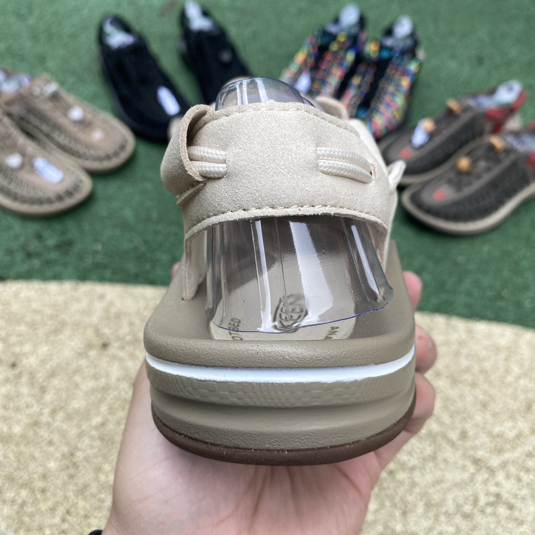 科恩凉鞋米白色尺码39-45KEEN