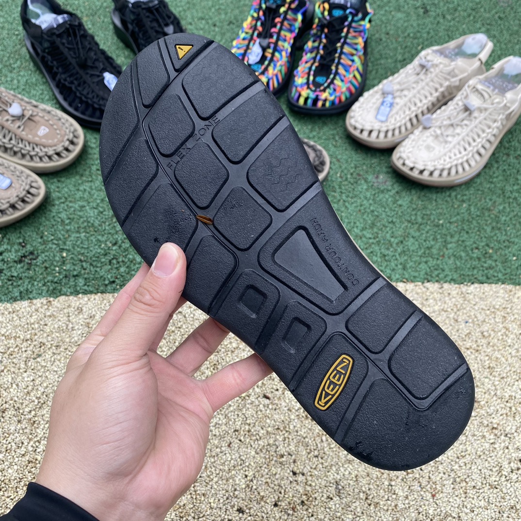 科恩凉鞋深绿红尺码39-45KEEN