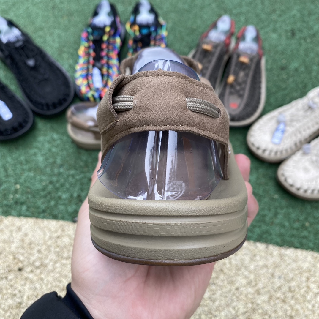 科恩凉鞋浅棕绿尺码39-45KEEN