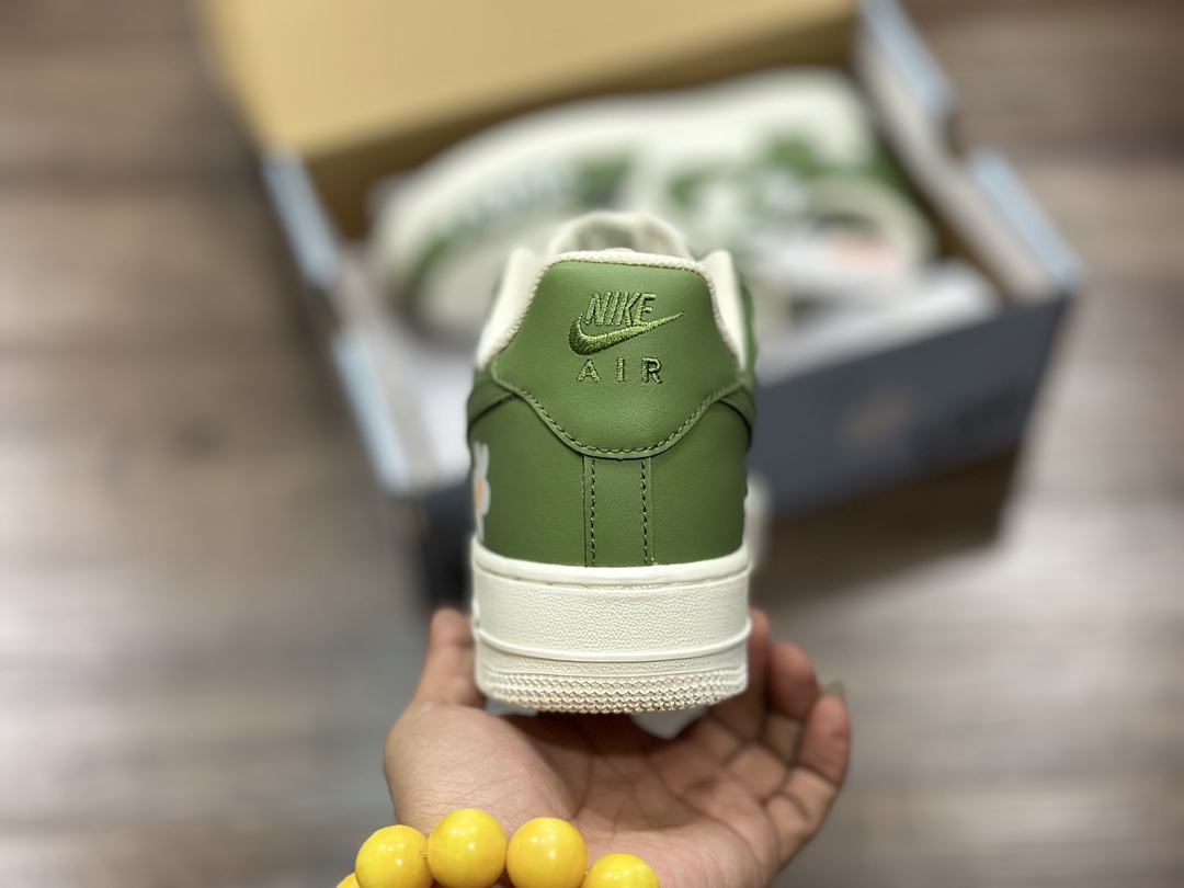260 Nike Air Force 1 LOW 空军一号低帮运动鞋 CW2288-662