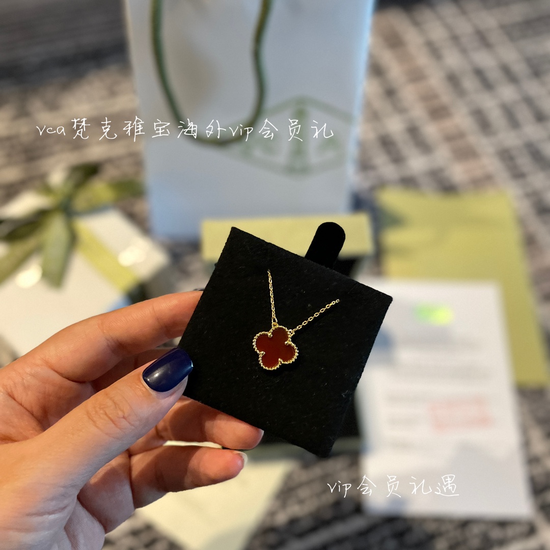 Van Cleef & Arpels vca梵克雅宝会员礼