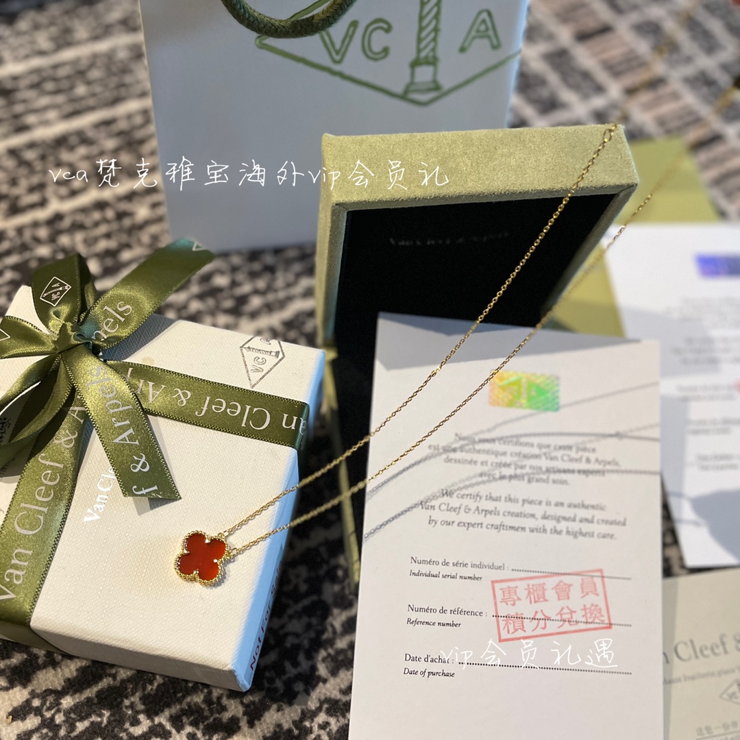 Van Cleef & Arpels vca梵克雅宝会员礼