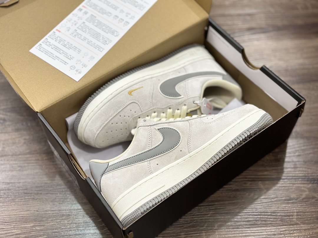 260 Nike Air Force 1 LOW 空军一号低帮运动鞋 KH5636-610