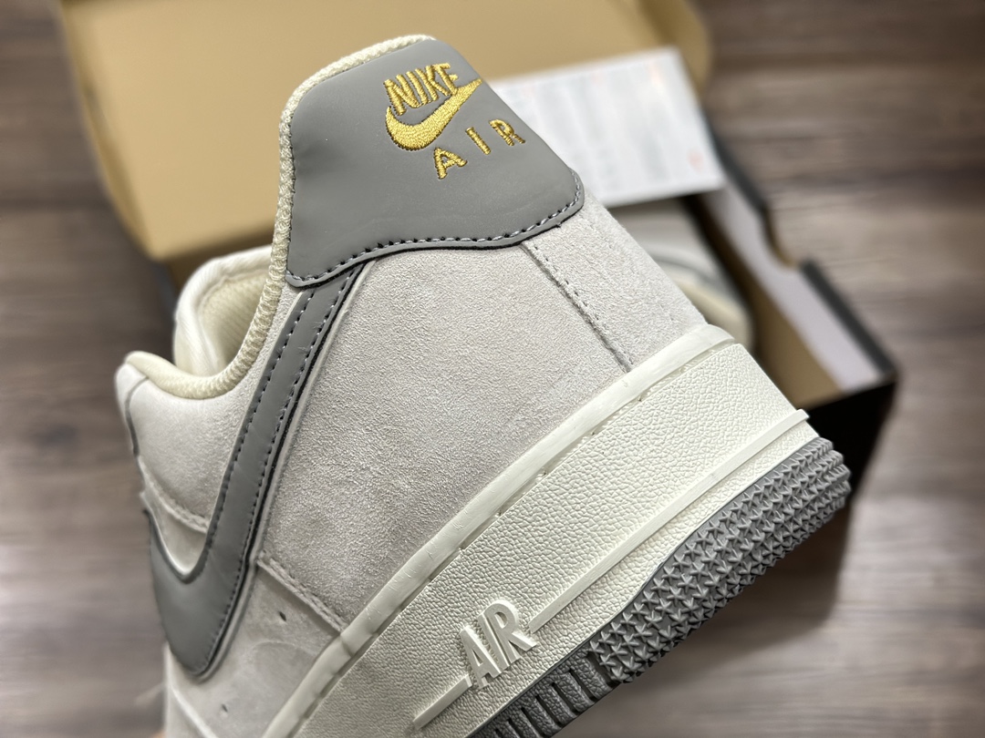 260 Nike Air Force 1 LOW 空军一号低帮运动鞋 KH5636-610