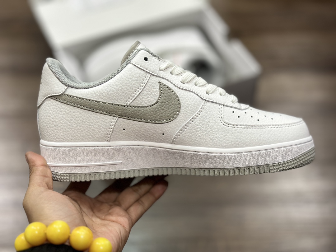 240 Nike Air Force 1 LOW 空军一号低帮运动鞋 MN5263-121