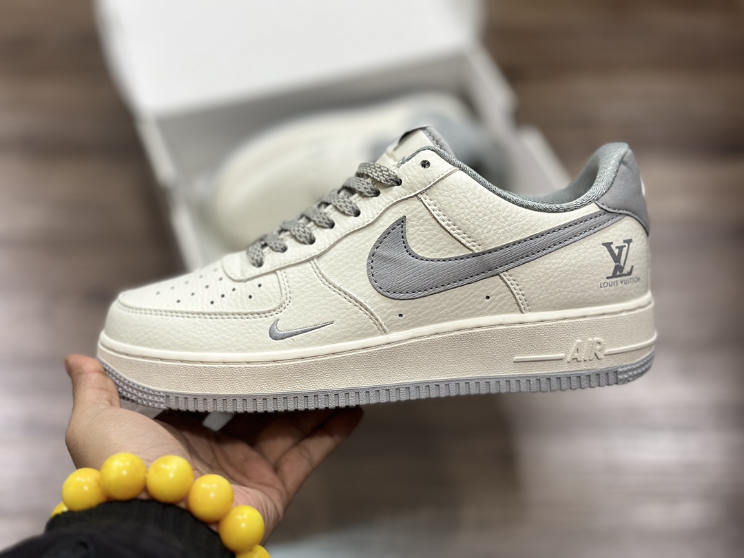 240 Nike Air Force 1 LOW 空军一号低帮运动鞋 NK6369-568