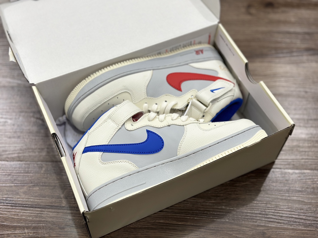 260 Nike Air Force 1 LOW 空军一号中帮运动鞋  CW0088-928