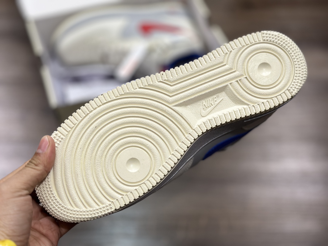 260 Nike Air Force 1 LOW 空军一号中帮运动鞋  CW0088-928
