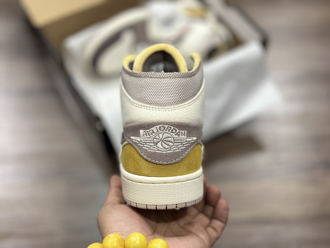 220 Nike Air Jordan 1 mid AJ中帮DM9652-102