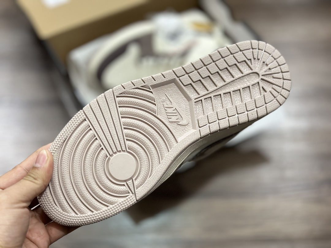 220 Nike Air Jordan 1 mid AJ中帮DM9652-102