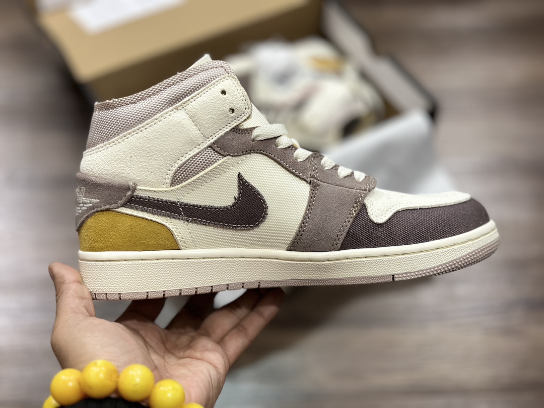 220 Nike Air Jordan 1 mid AJ中帮DM9652-102
