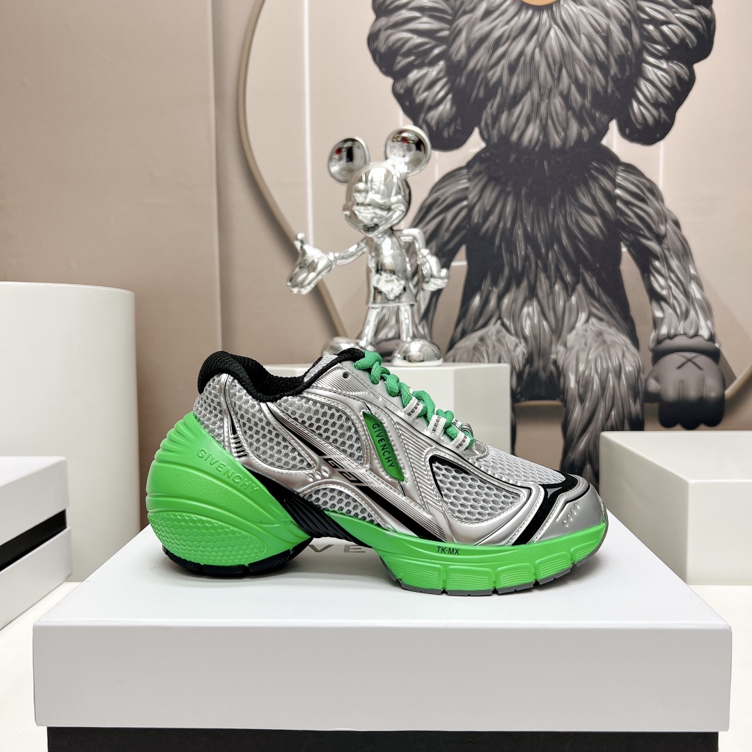 “New TK-360 Shoes by G*VENCHY: Unique Design for Sports and Leisure” - 图片 5
