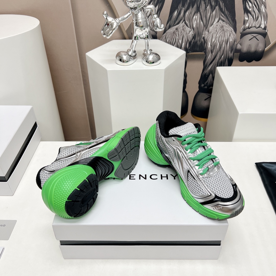 “New TK-360 Shoes by G*VENCHY: Unique Design for Sports and Leisure” - 图片 9