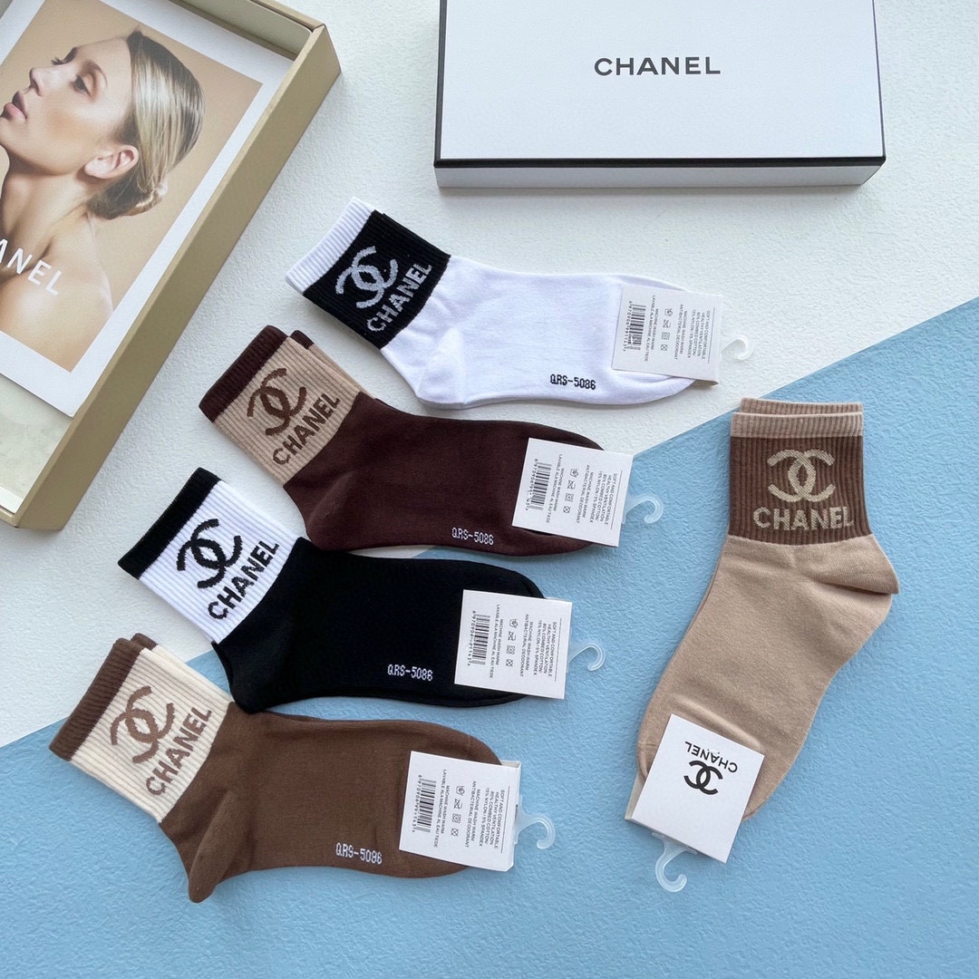 配包装一盒五双Chanel香奈儿爆款