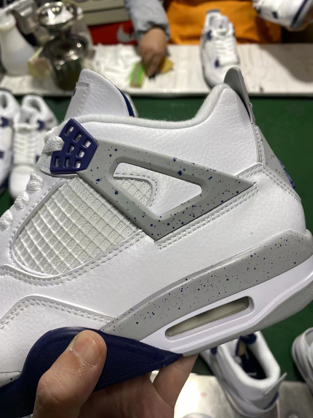 AJ4午夜蓝鞋码40-47.5总裁G