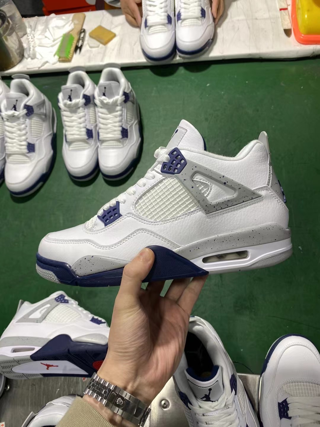 AJ4午夜蓝鞋码40-47.5总裁G