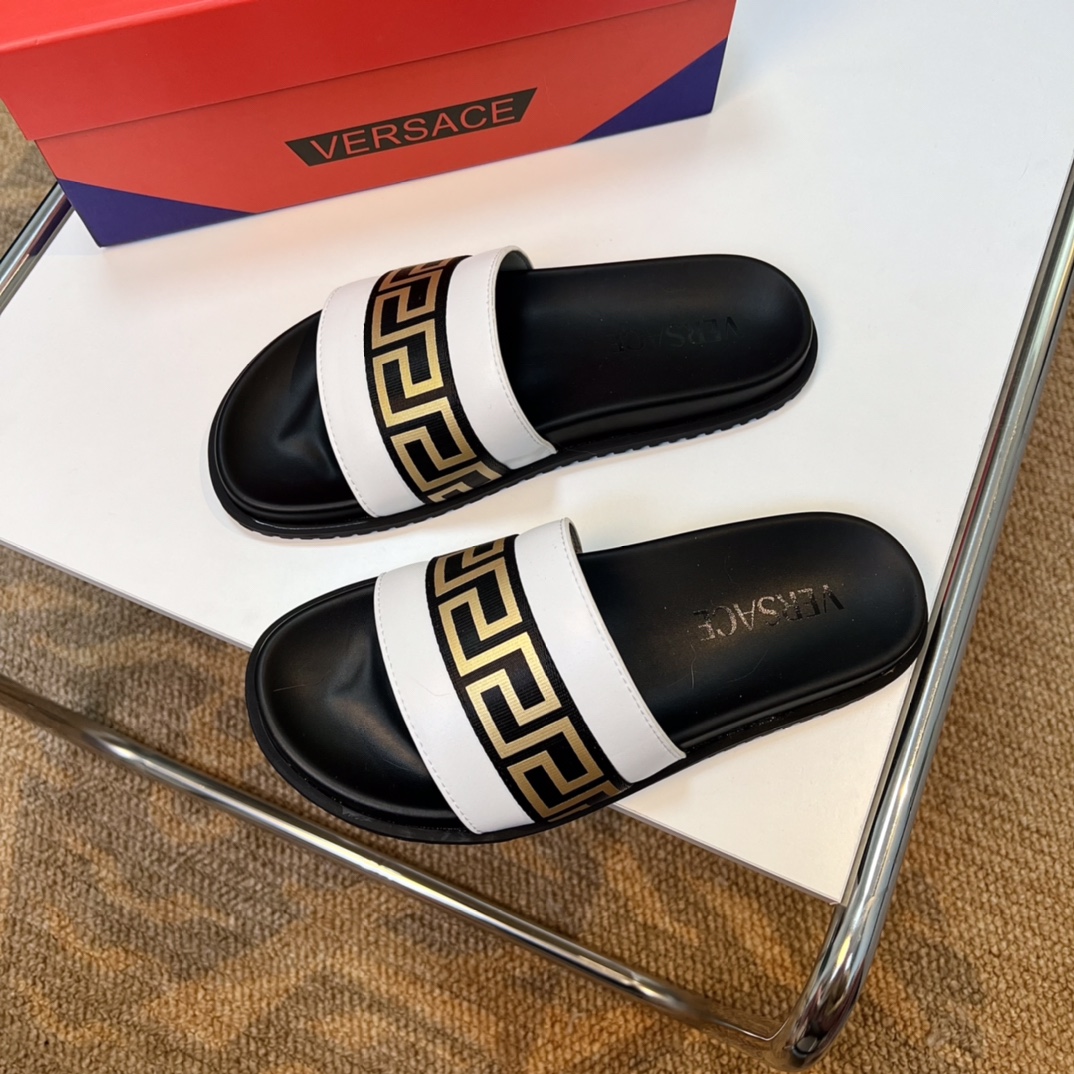 [VERSACE - Versace] P: Tamaño 38-45 top generación de compra de los hombres de primavera y verano za