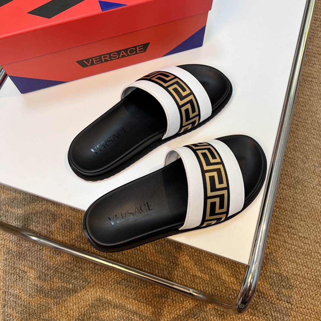 [VERSACE - Versace] P: Tamaño 38-45 top generación de compra de los hombres de primavera y verano za