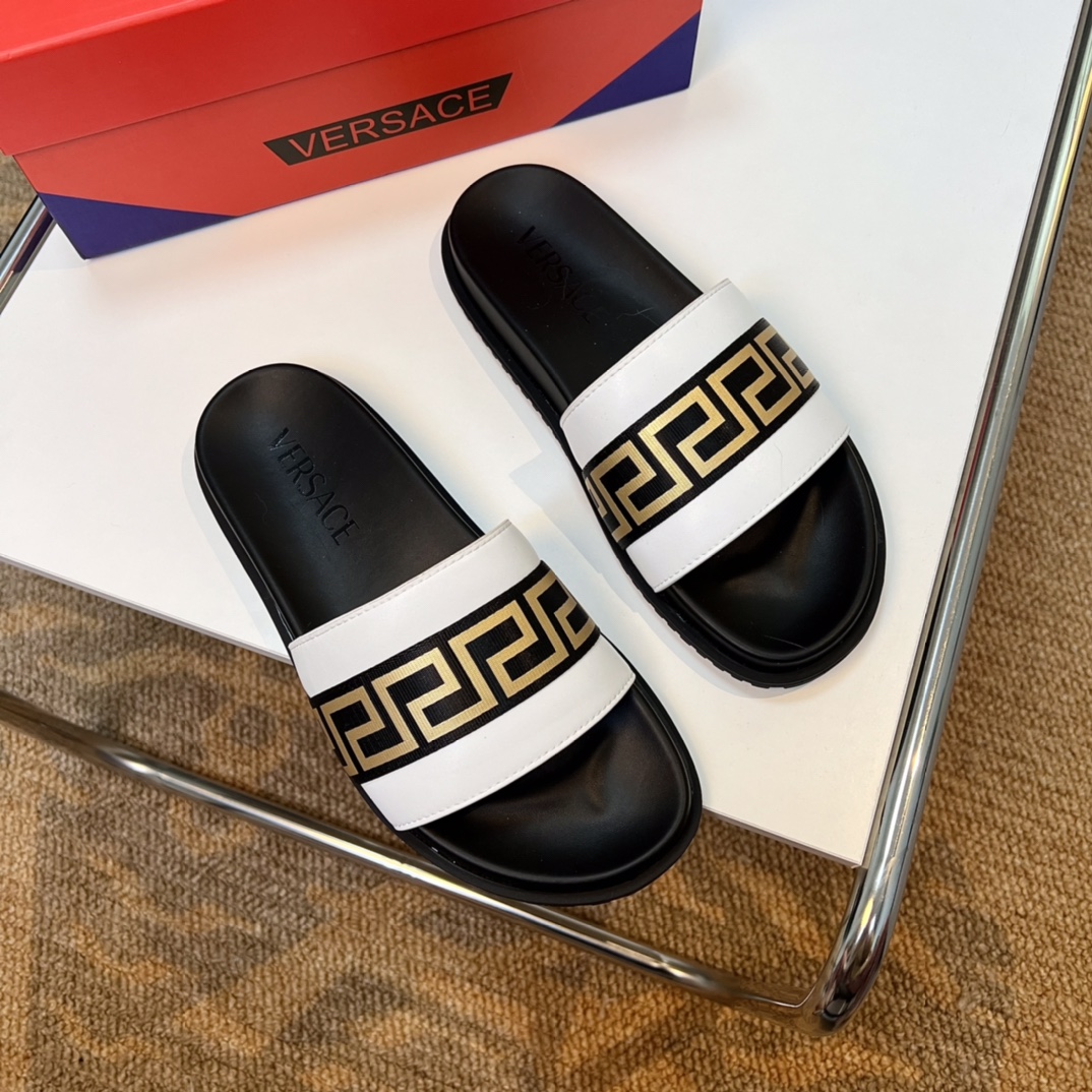 [VERSACE - Versace] P: Tamaño 38-45 top generación de compra de los hombres de primavera y verano za