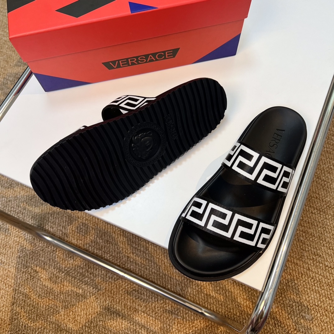 [VERSACE - Versace] P: Tamaño 38-45 top generación de compra de los hombres de primavera y verano za