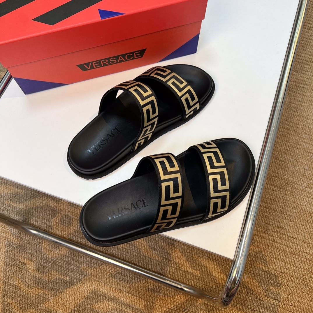 [VERSACE - Versace] P: Tamaño 38-45 top generación de compra de los hombres de primavera y verano za