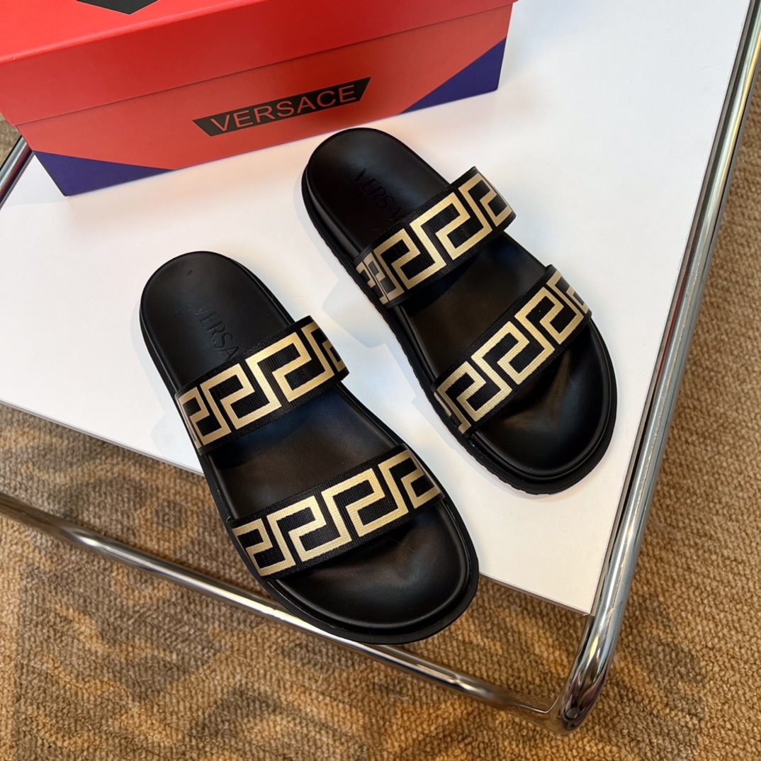 [VERSACE - Versace] P: Tamaño 38-45 top generación de compra de los hombres de primavera y verano za