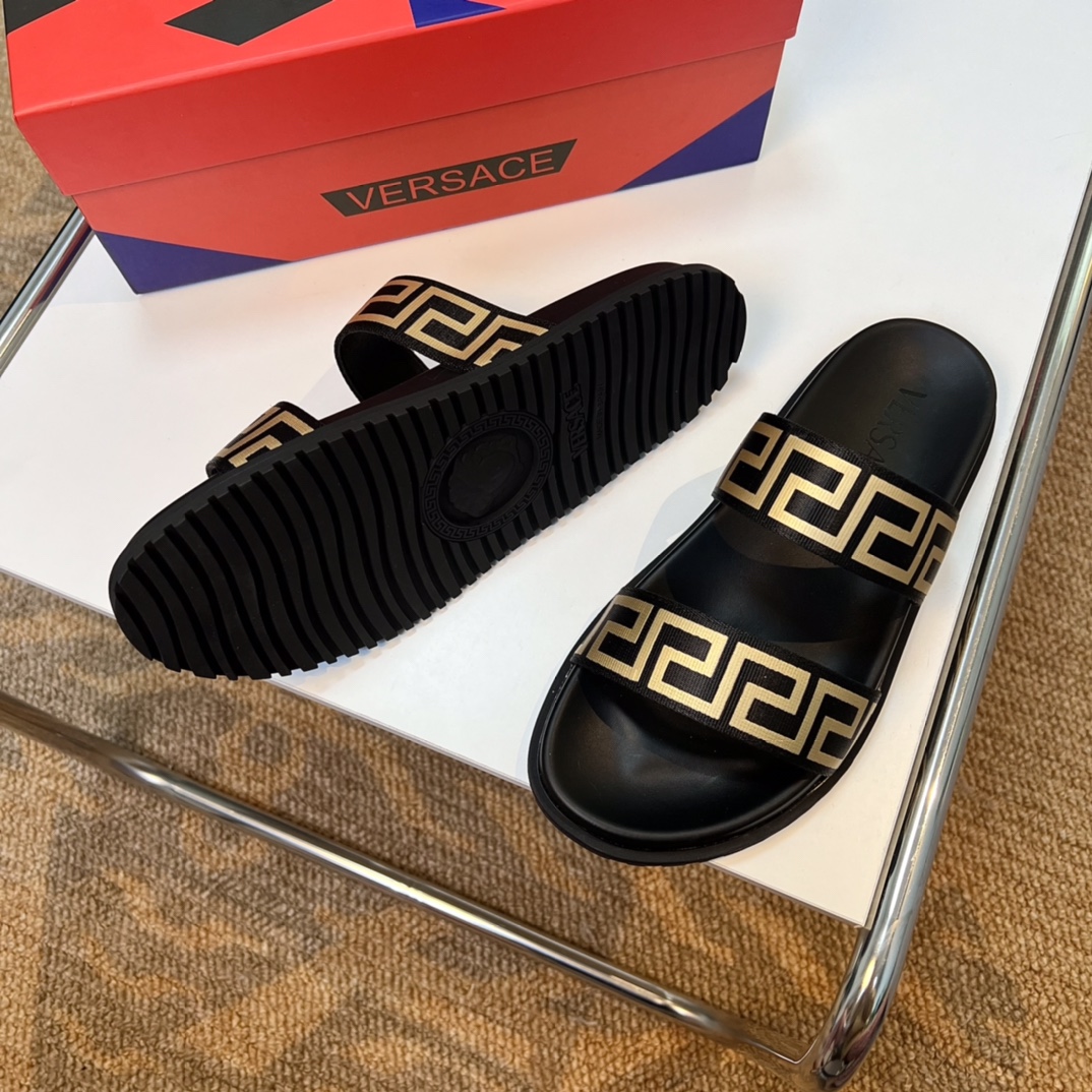 [VERSACE - Versace] P: Tamaño 38-45 top generación de compra de los hombres de primavera y verano za