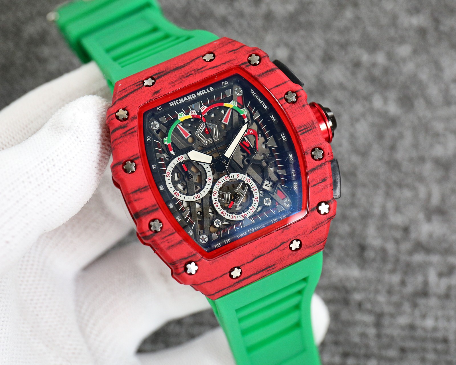 Frequent Traveler’s Busy Lifestyle: Running, Driving, and Working Around the World - 图片 3