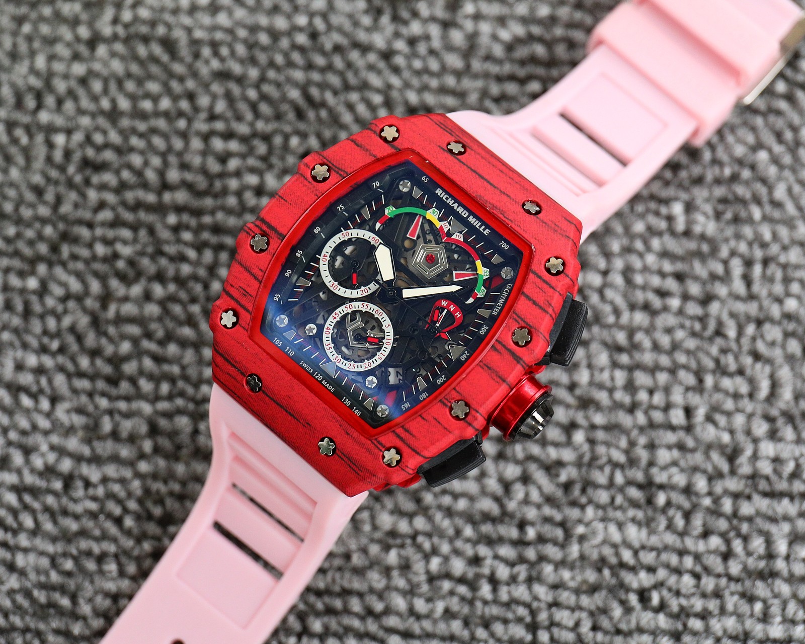 Frequent Traveler’s Busy Lifestyle: Running, Driving, and Working Around the World - 图片 6