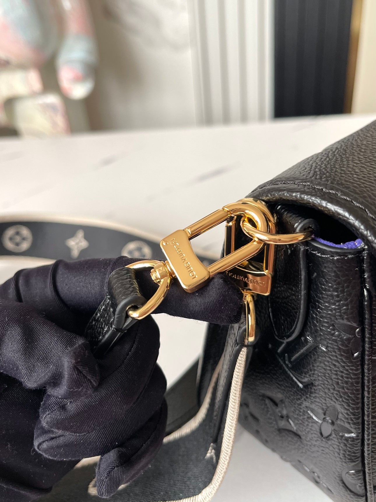 顶级原单独家实拍M46386黑色全皮法棍包系列新款Diane手袋黛安挎包是由MonogramEmprei