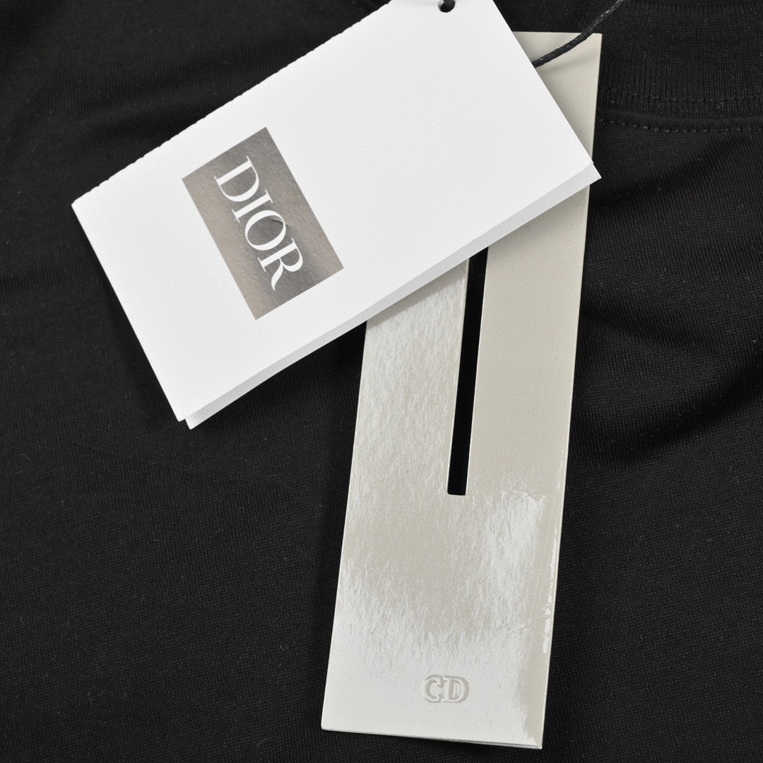 Christina Dior迪奥签名短袖T恤 CD工作室签名短袖