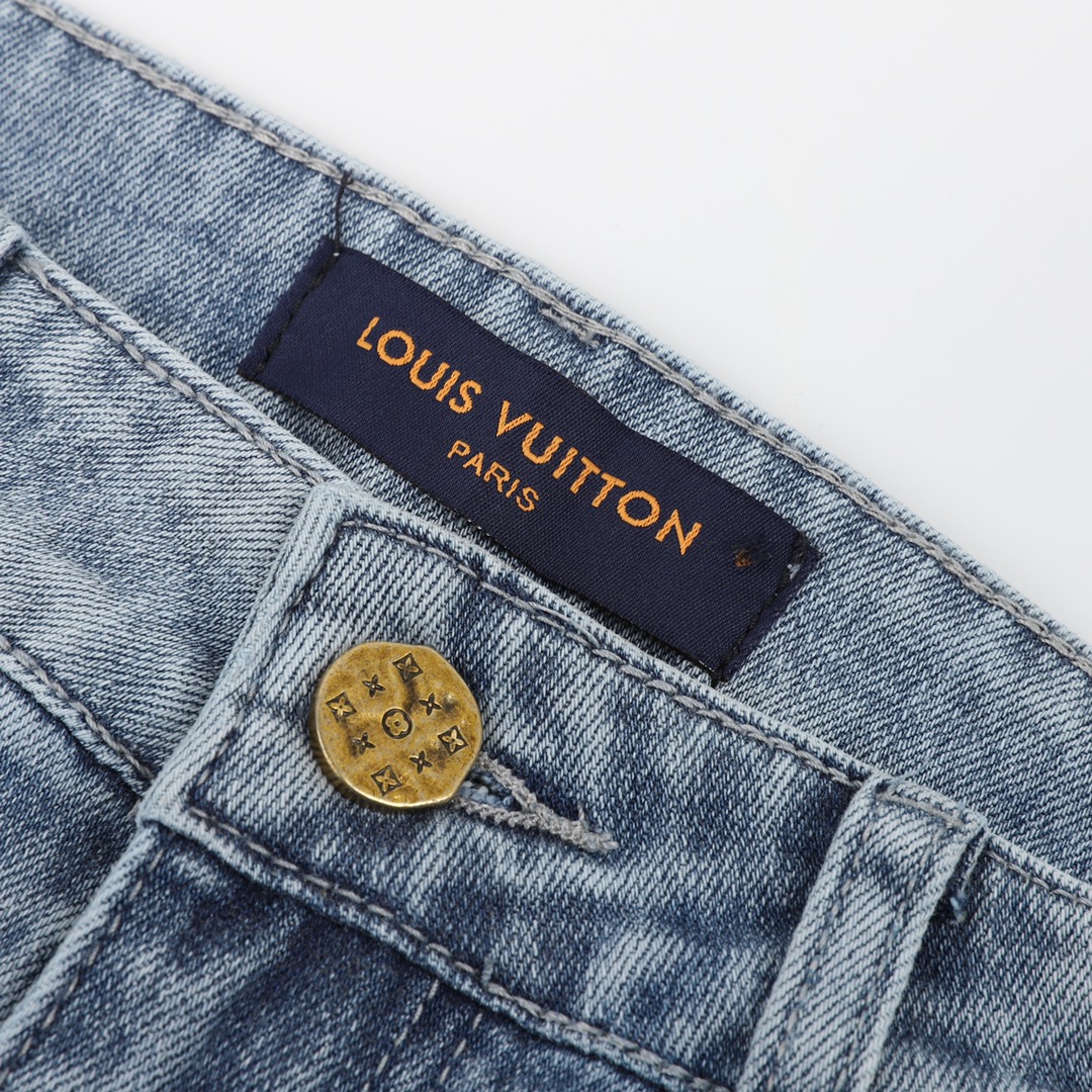 LouisVuitton/路易威登 背后口袋满印LOGO牛仔裤