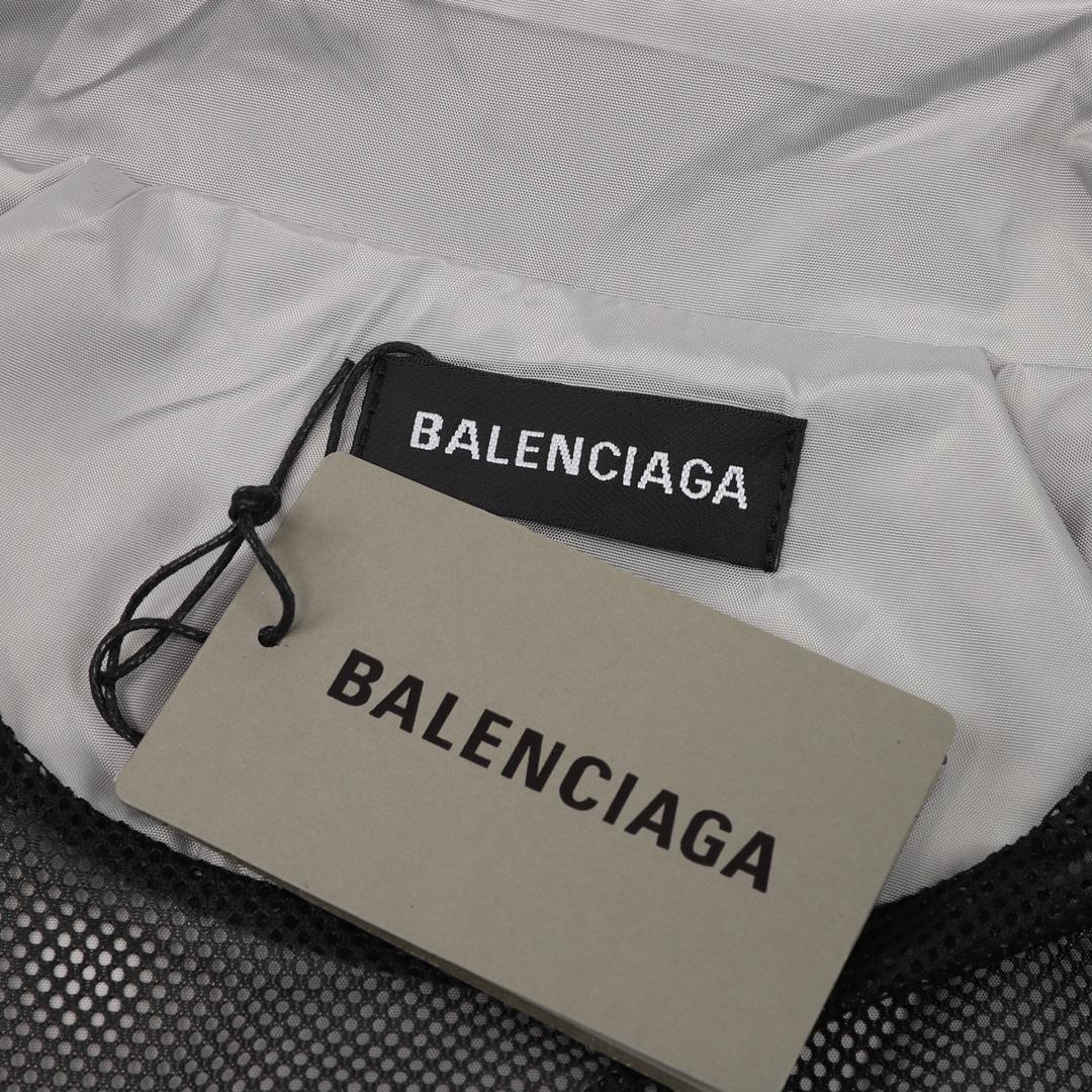 320 Balenciaga/巴黎世家 拼色字母印花夹克冲锋衣