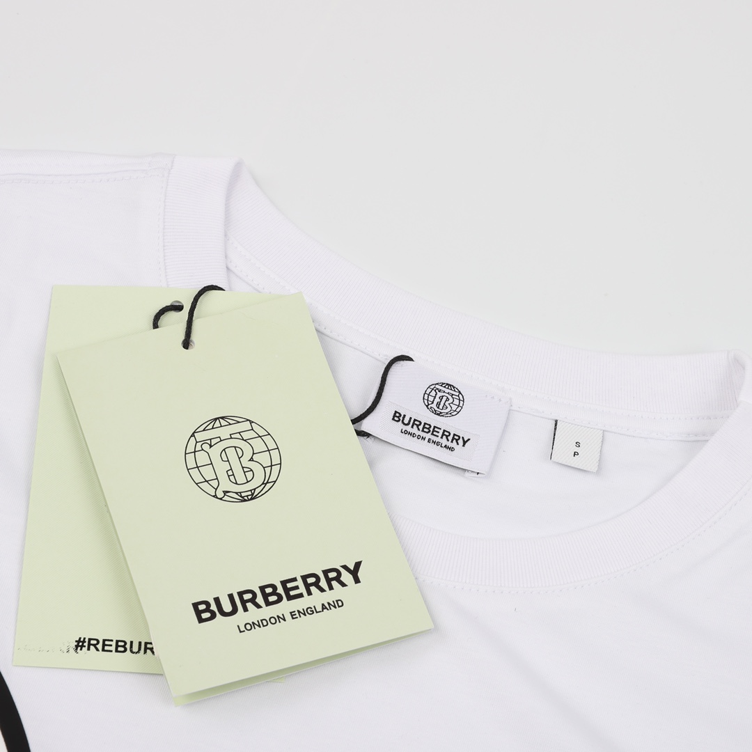 170 Burberry/巴宝莉 兔年系列圆领短袖