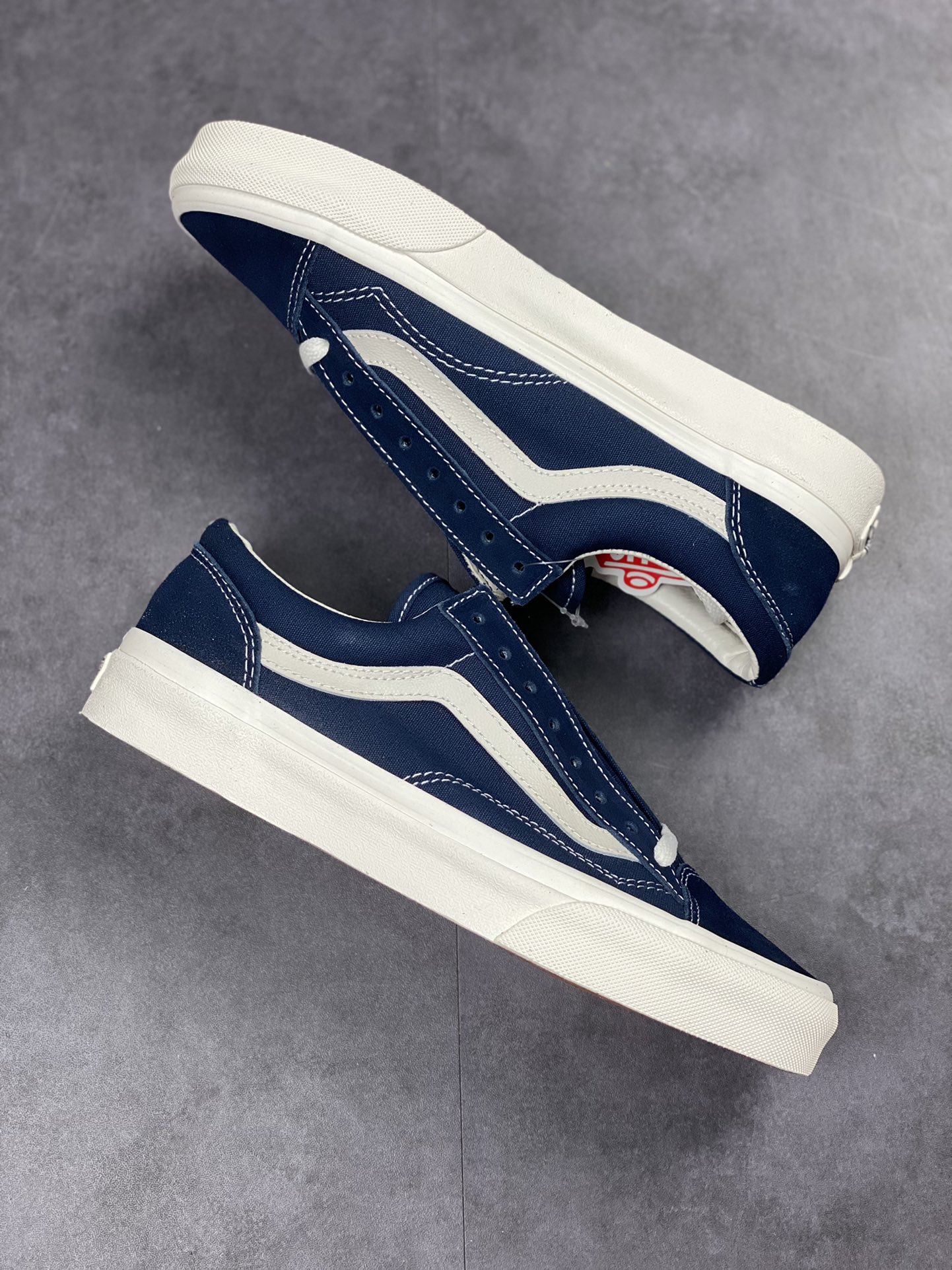 Vans Style 36 Deep Blue Quan Zhilong same style small toe low-top vulcanized sneakers VN0A3DZ3RFL