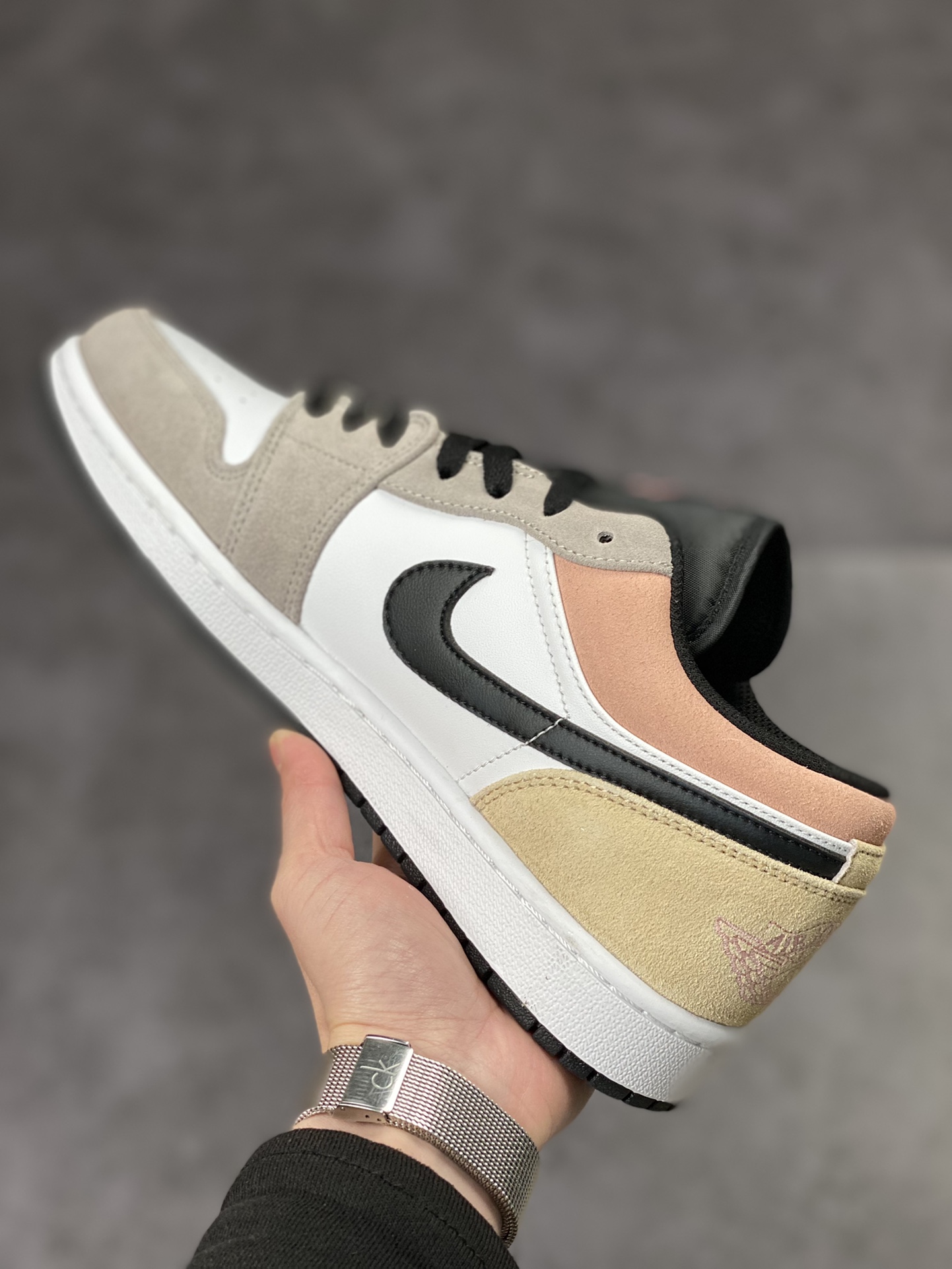 200 Air Jordan 1 Low 白灰粉棕 官方同步新色 DX4334-008