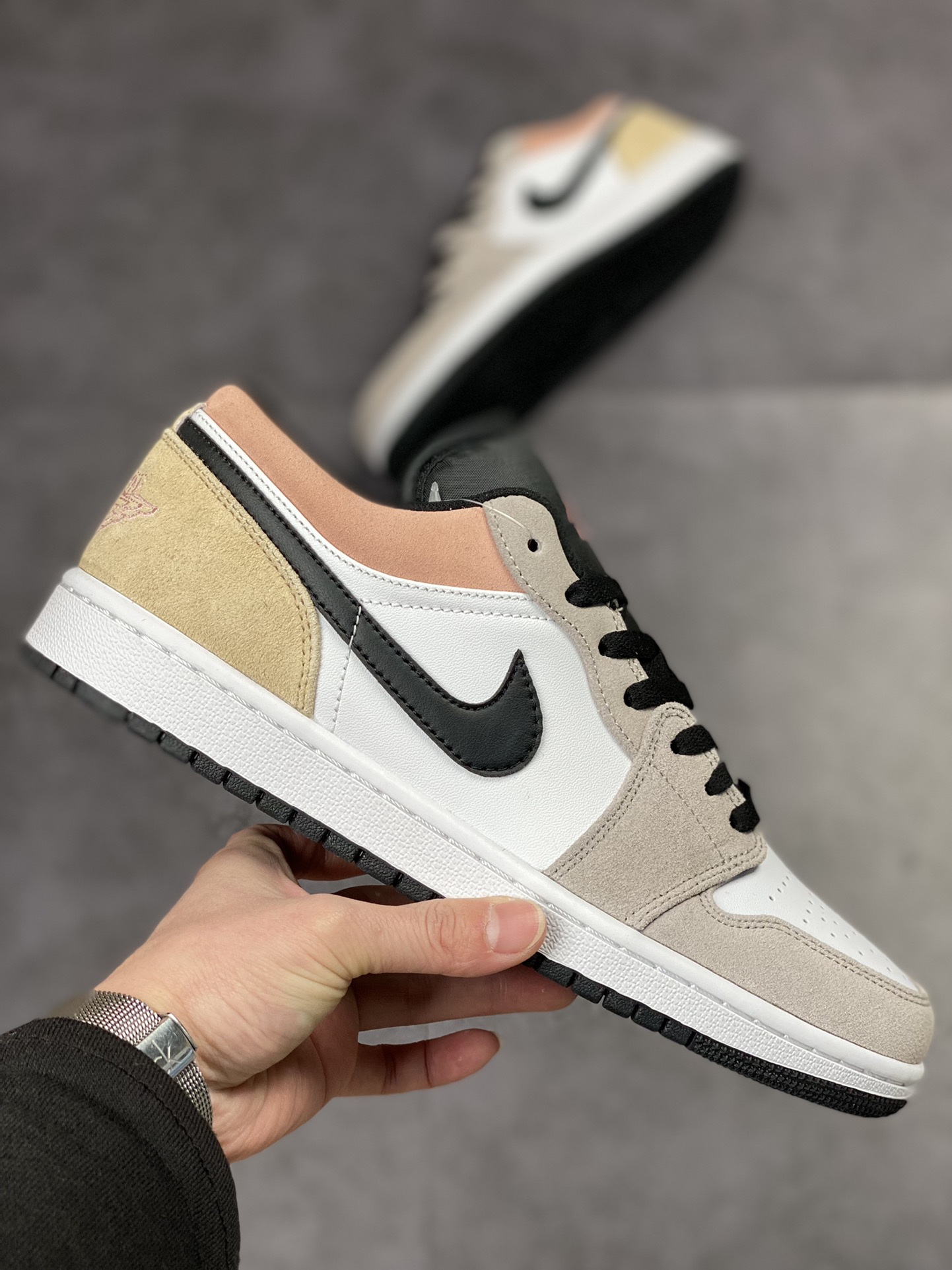 200 Air Jordan 1 Low 白灰粉棕 官方同步新色 DX4334-008