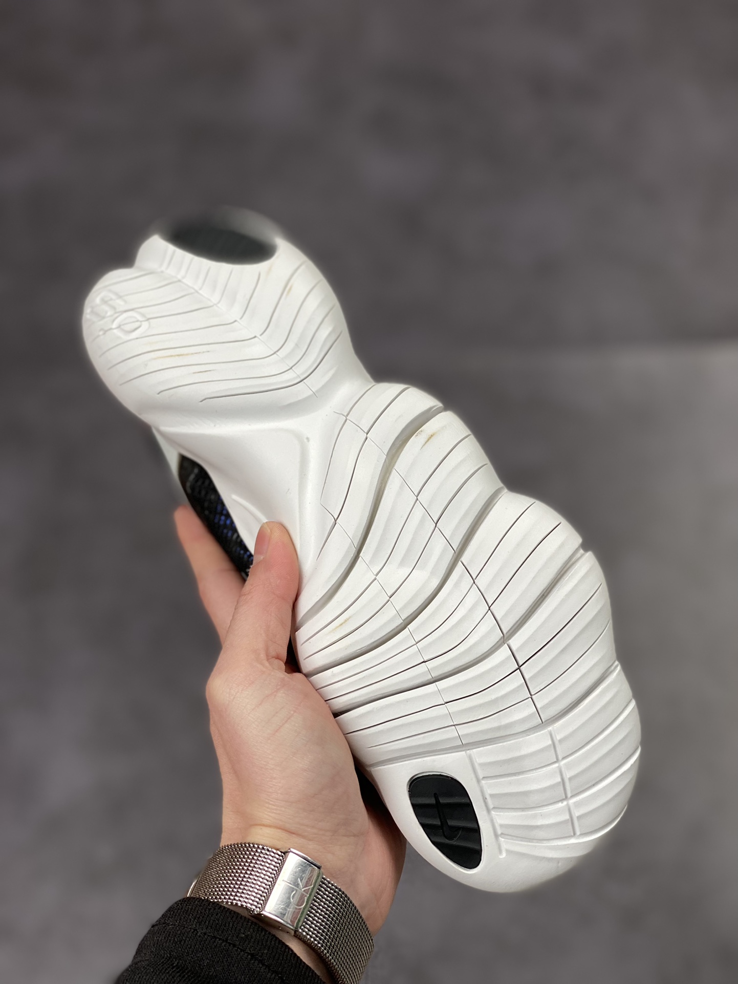 160 NIKE FREE RN FLYKNIT 5.0 赤足轻便跑鞋 CI9921-005