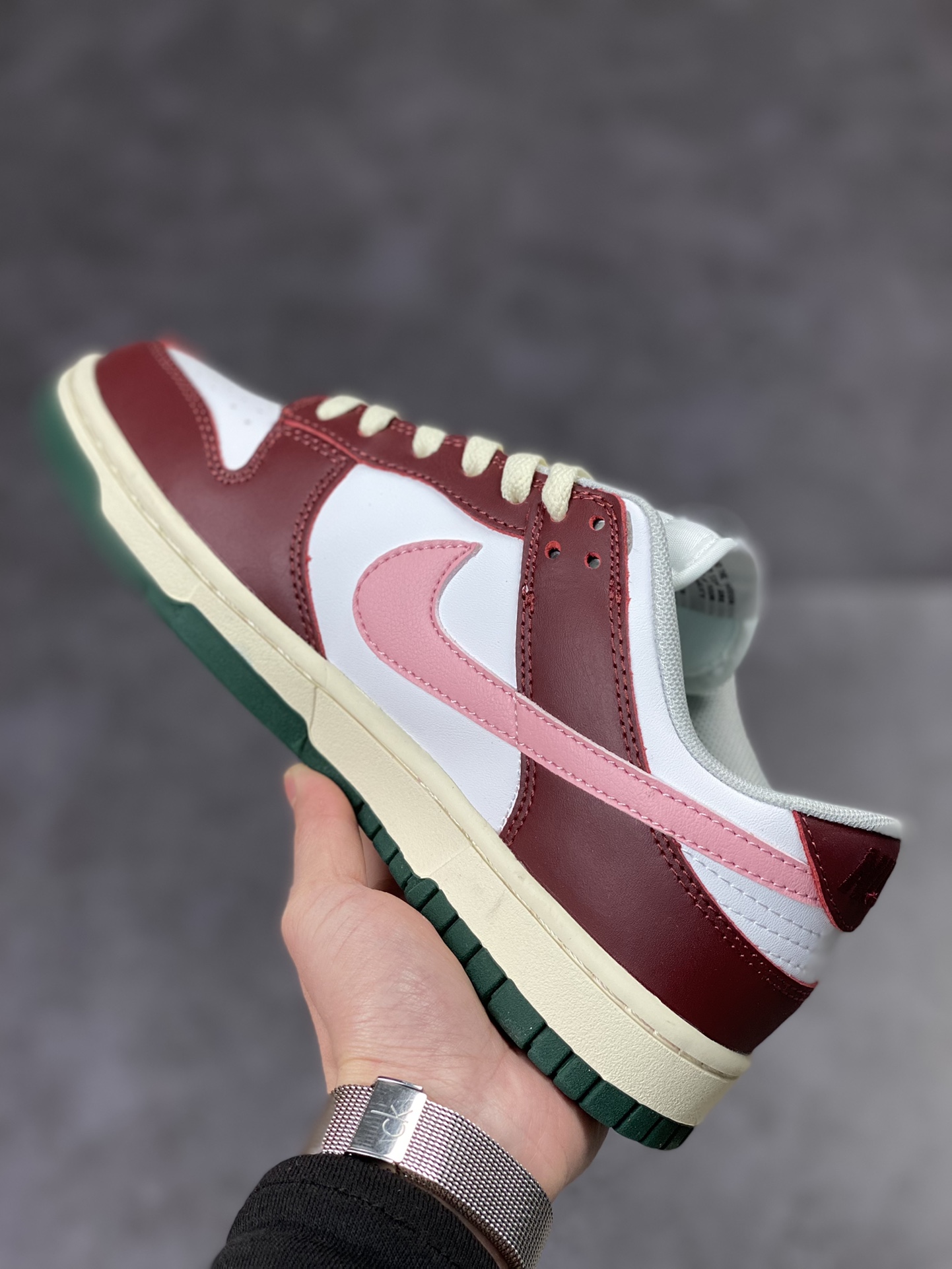 200 NIKE SB Dunk Low 车厘子 情人节 性价比天花板DD1503-117