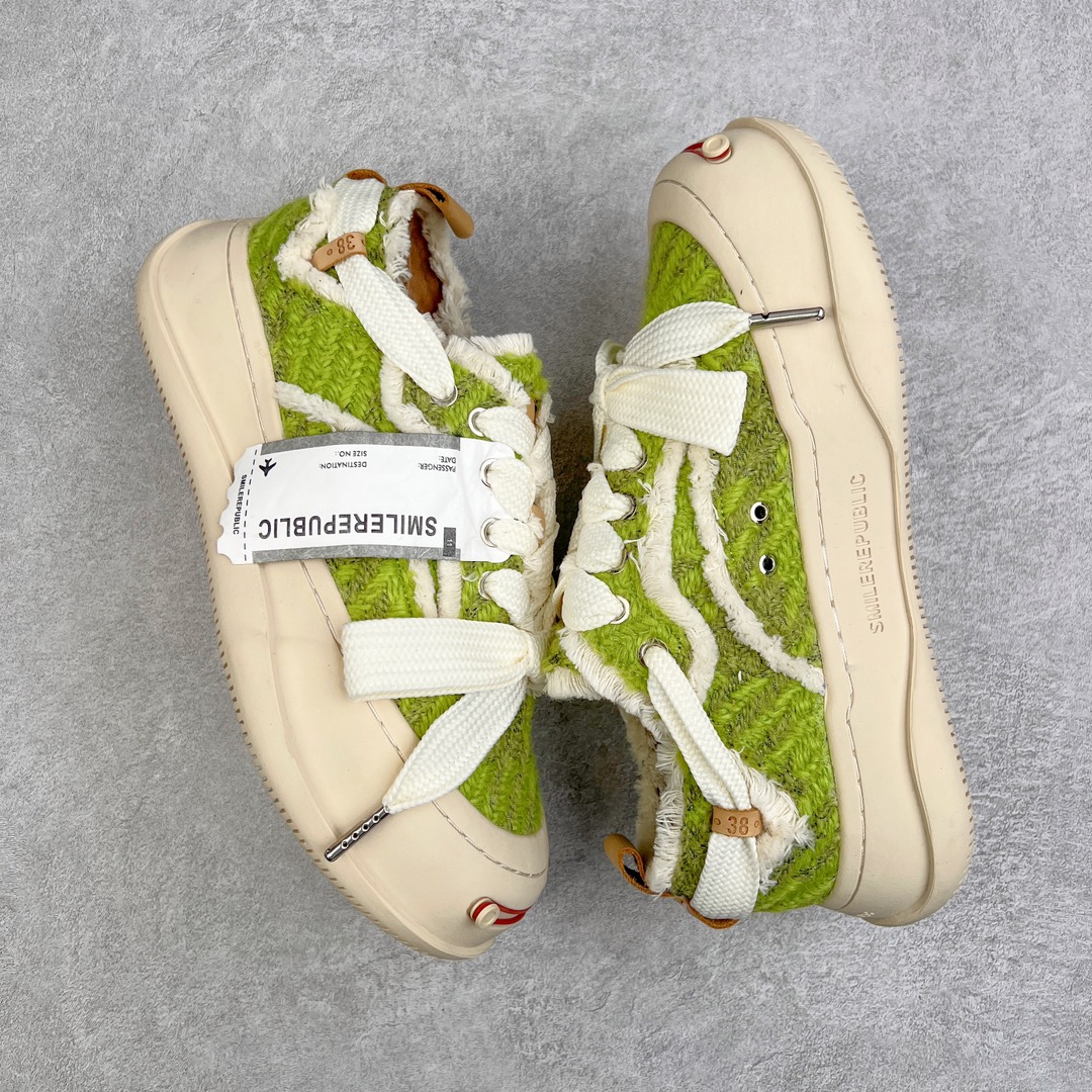 图片[3]-＃开春福利 SMILEREPUBLIC檀健次同款经典新款起司猫低帮开口笑厚底帆布鞋 新晋街头鞋履品牌SMILEREPUBLIC Canvas 系列 以 SMILE 为灵感来源 捕捉潮流 主打柔软的帆布设计 有裁切的羊毛流苏与独特编织技艺 超软水染牛皮内里 注塑成型鞋垫 4cm厘米外增高效果橡胶鞋底 尺码：35 36 37 38 39 40 41 42 43 44-选品中心
