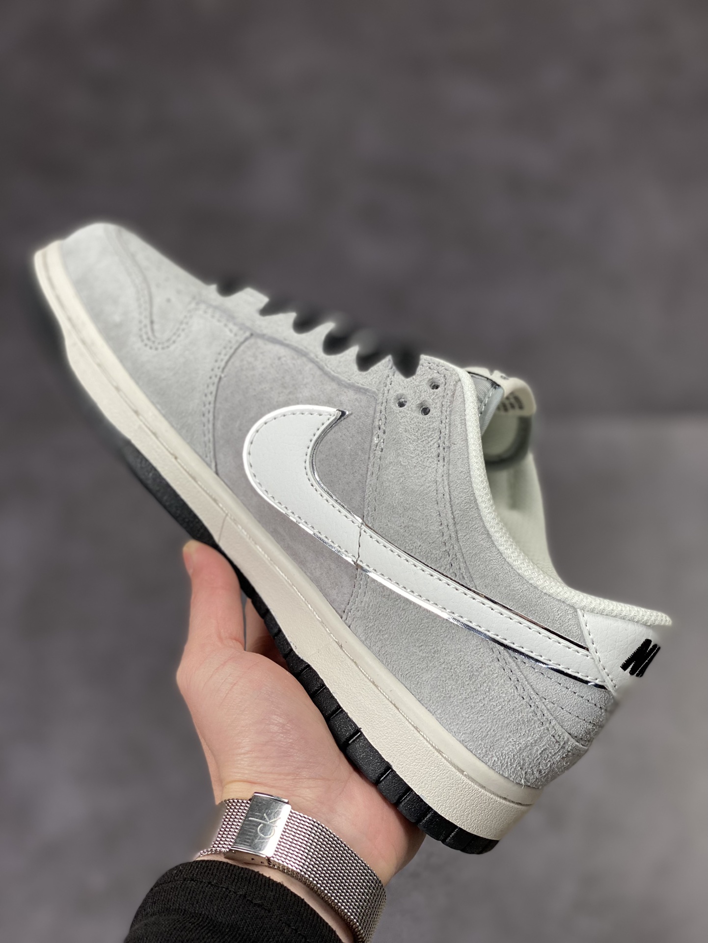 200 NIKE SB Dunk Low 大友克洋 性价比天花板 尝鲜先行版 CV0820-508